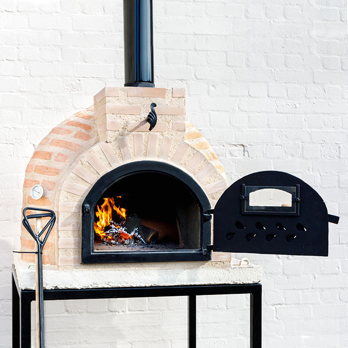 Fuego Brick 65 Clay Domed Small Outdoor Brick Pizza Oven
