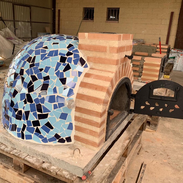 Fuego Mosaic 80 Medium mosaic garden pizza oven